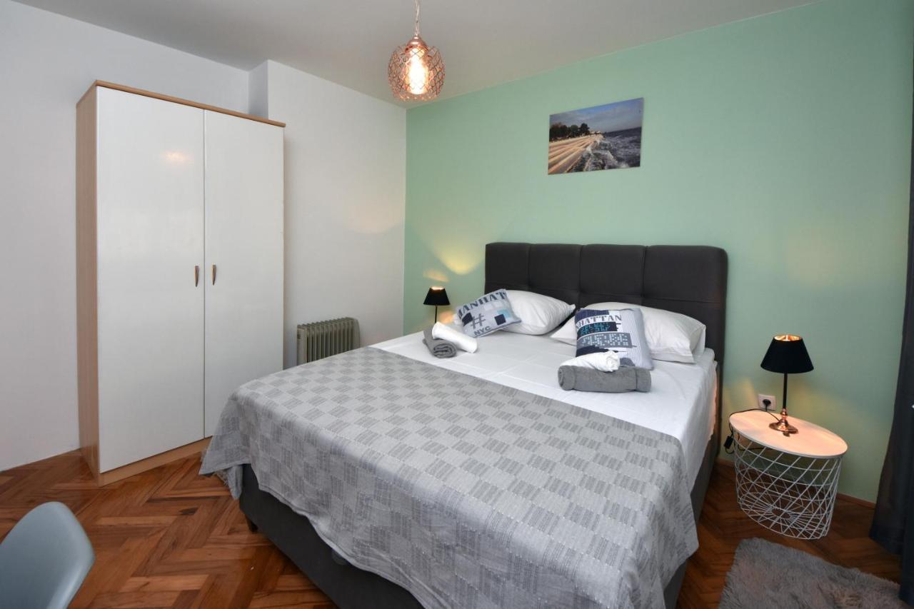 Apartment Two Bedroom Marinero *