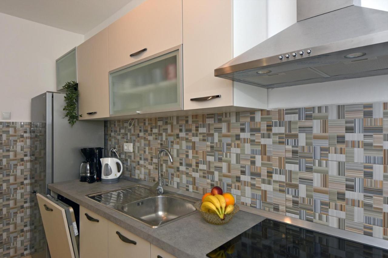 Apartment Two Bedroom Marinero