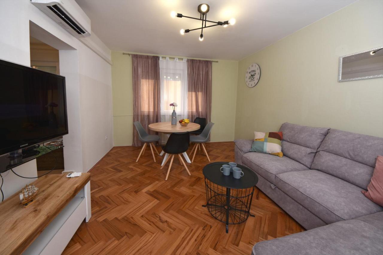 Two Bedroom Marinero Apartment *